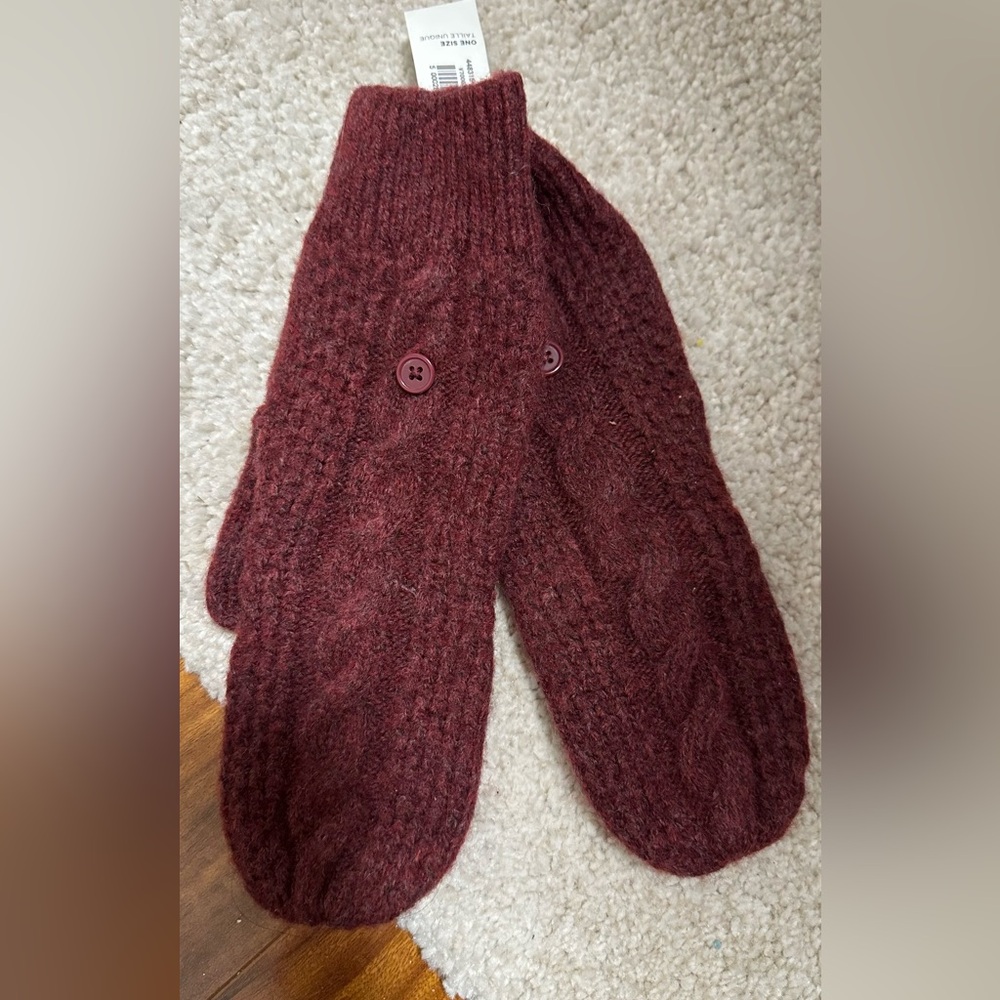 Old Navy Mittens